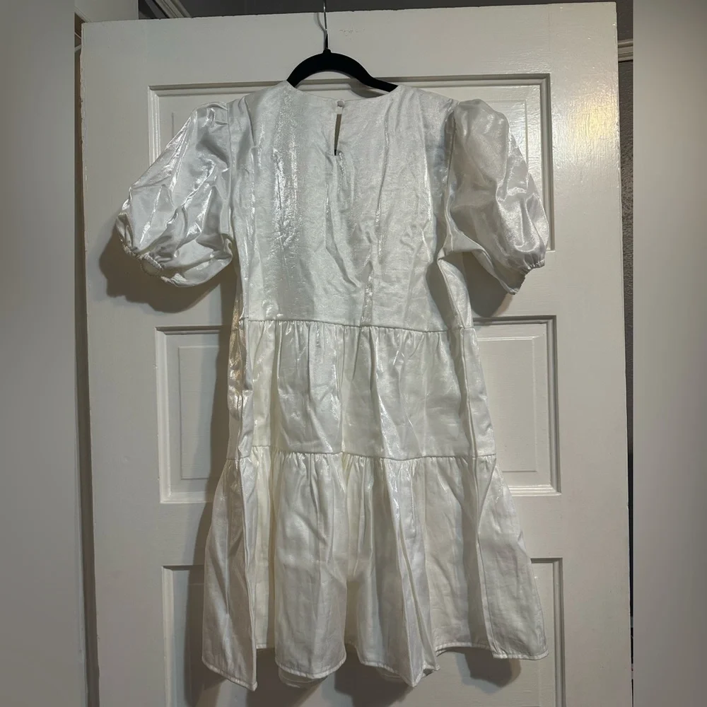 Nasty Gal, shiny white dress - size 4 - Picture 5 of 6